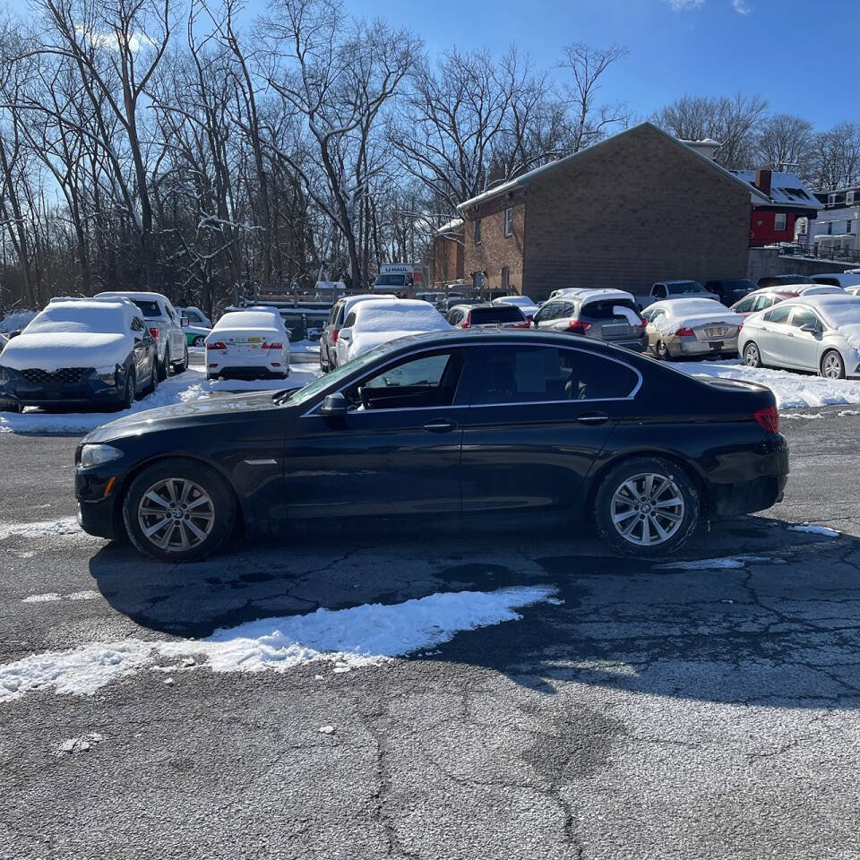 Used 2016 BMW 528i xDrive Sedan AWD/4WD image 6