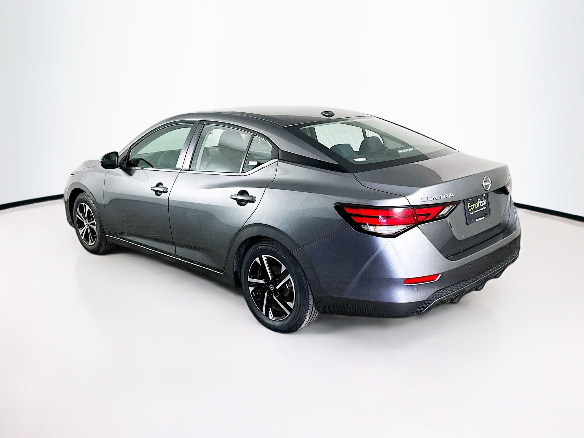 Used 2024 Nissan Sentra SV image 5