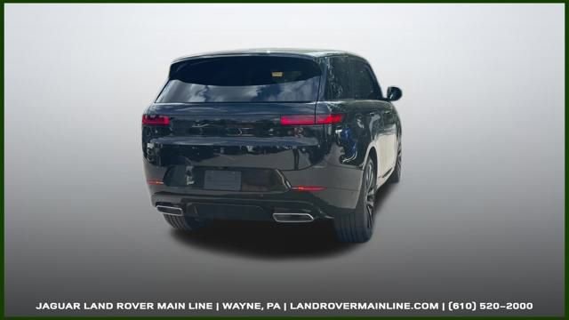 New 2025 Land Rover Range Rover Sport Dynamic SE image 5