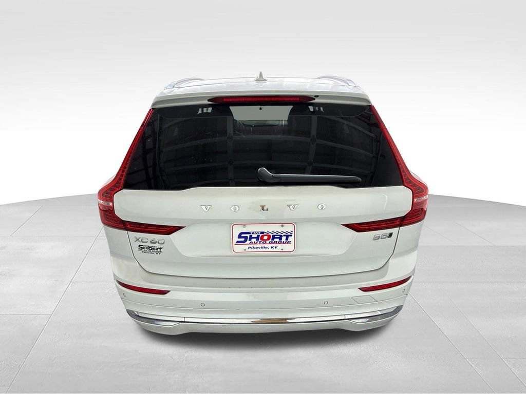 Used 2023 Volvo XC60 B5 Plus w/ Climate Package AWD/4WD image 6