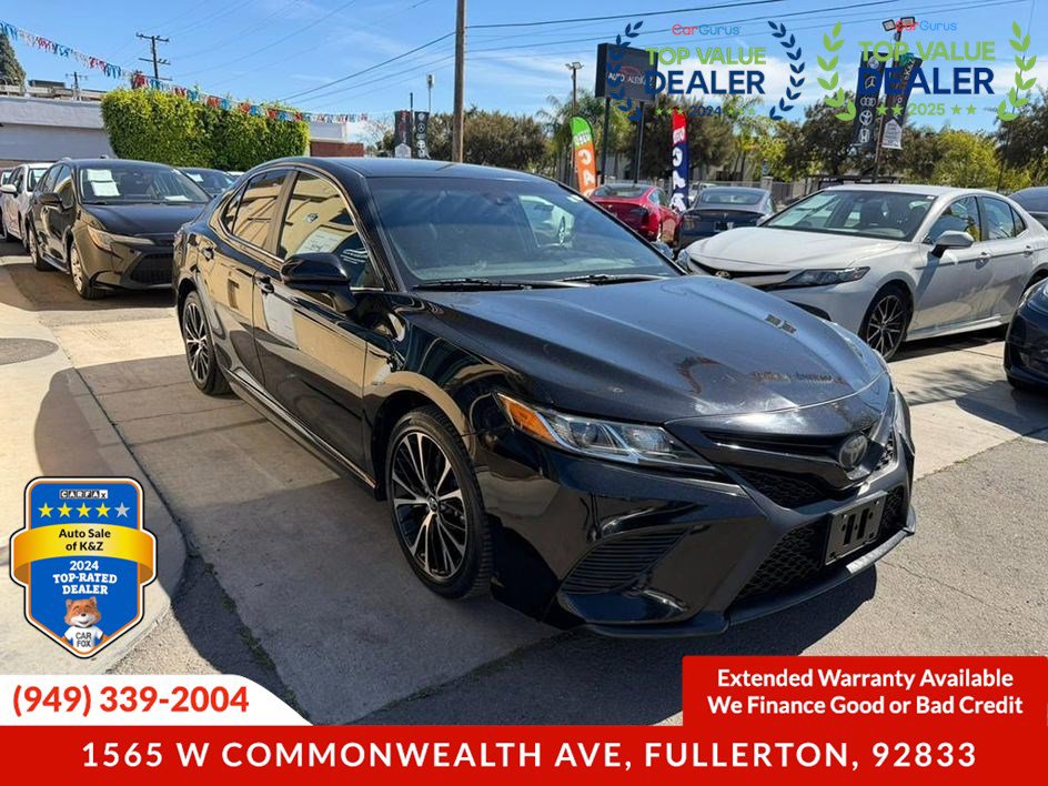 Used 2019 Toyota Camry SE FWD image 8