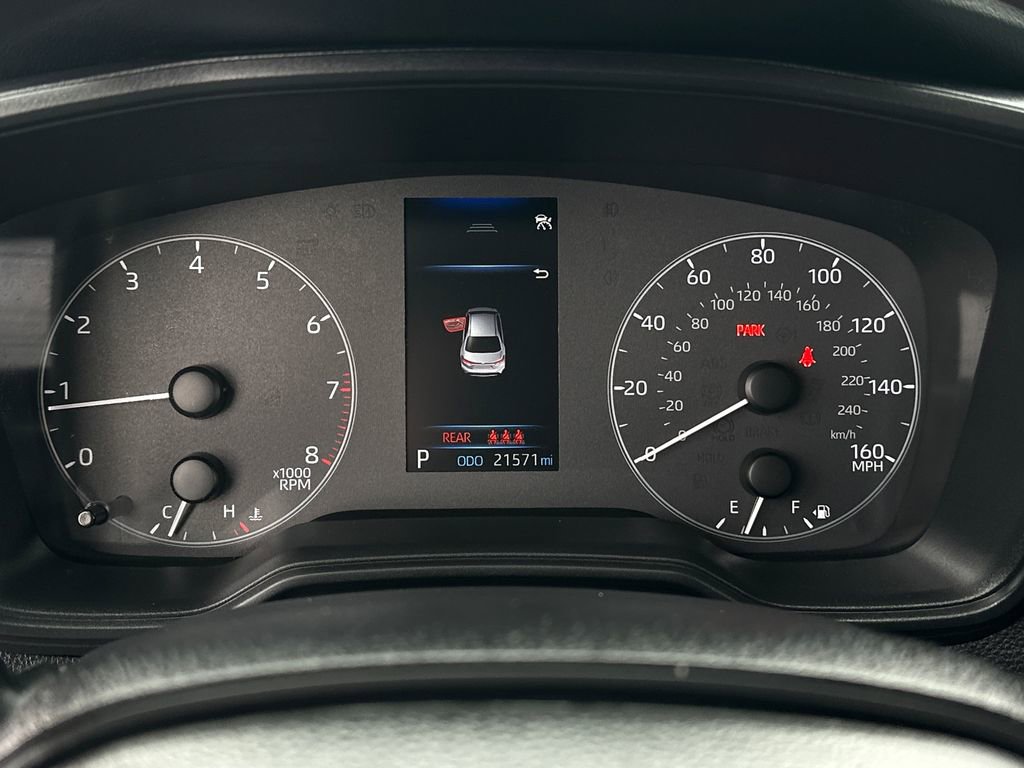 Used 2025 Toyota Corolla LE image 18