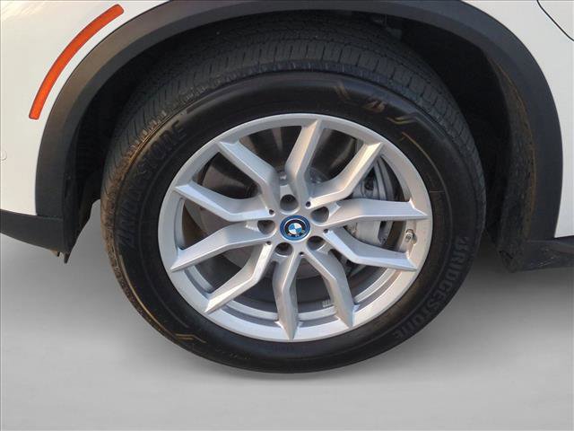 Used 2023 BMW X5 xDrive45e w/ Climate Comfort Package image 26