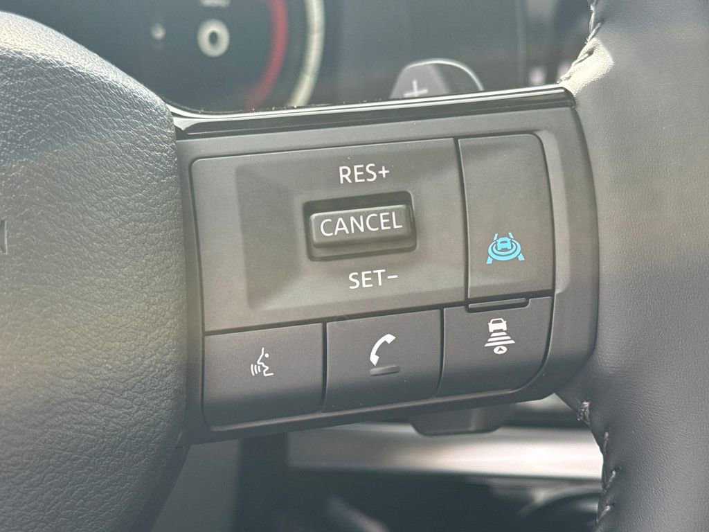 New 2026 Nissan Pathfinder Platinum image 35