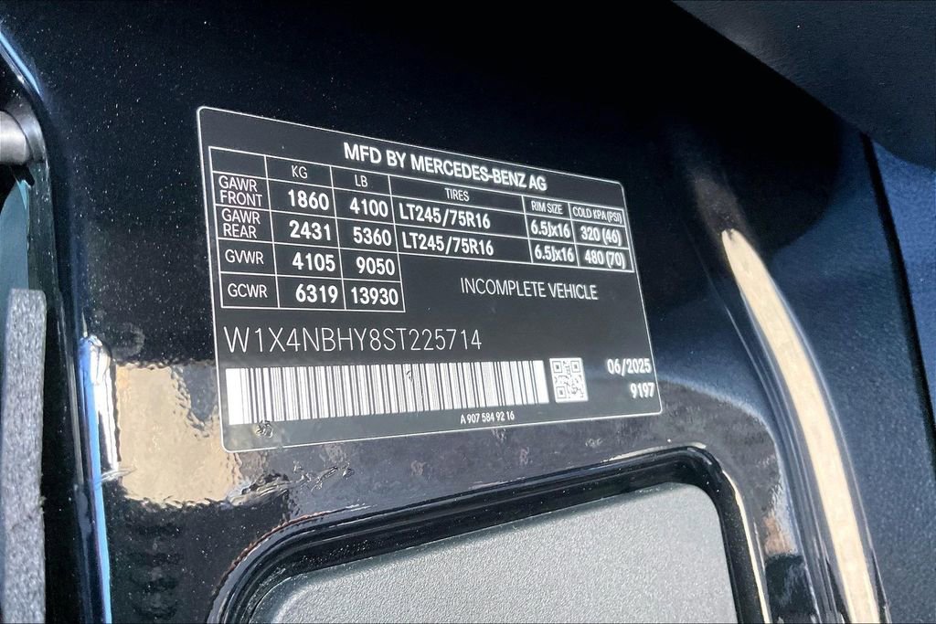 New 2025 Mercedes-Benz Sprinter 144 Cargo image 2