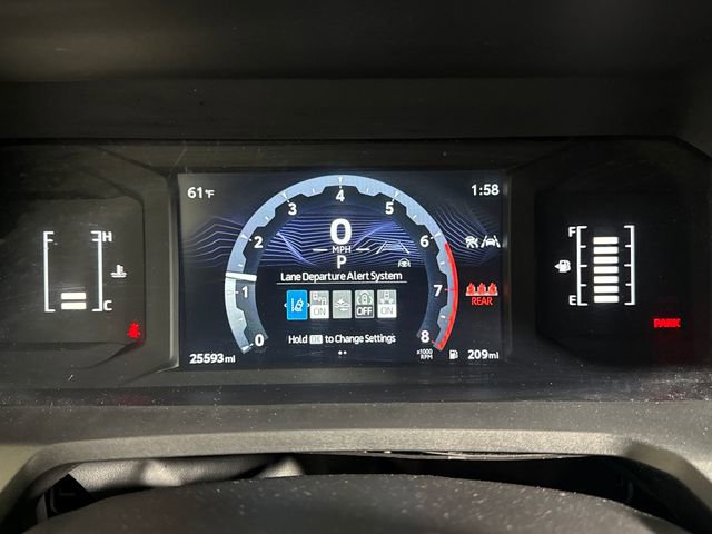 Certified 2024 Toyota Tacoma SR5 AWD/4WD image 31