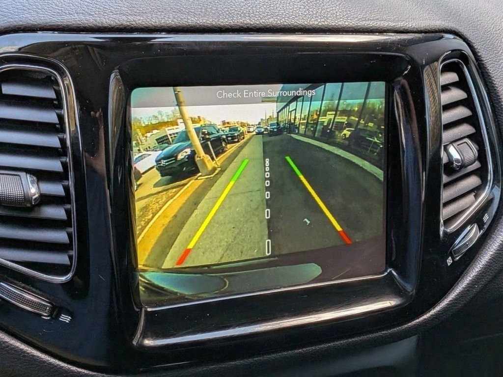 Used 2018 Jeep Compass Limited w/ Navigation Group image 20