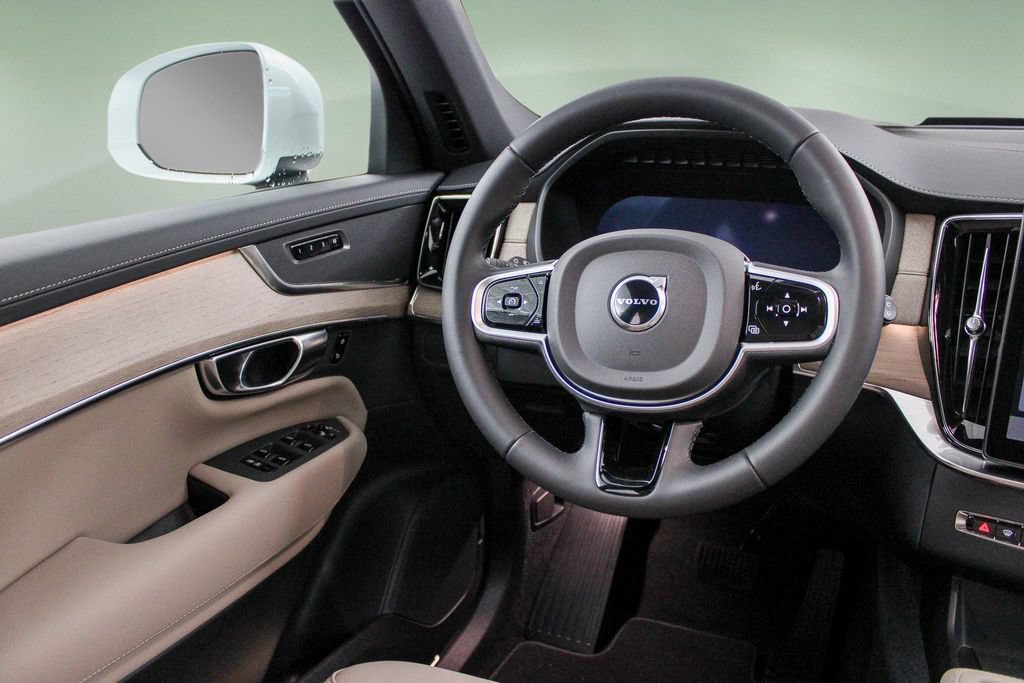 New 2026 Volvo XC90 B5 Core w/ Protection Package Premier AWD/4WD image 29