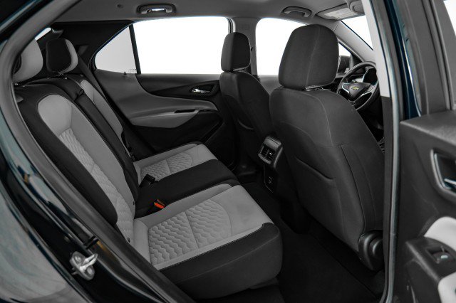 Used 2021 Chevrolet Equinox LS image 32
