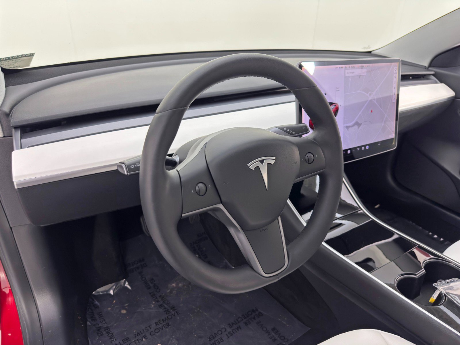 Used 2020 Tesla Model 3 Standard Range Plus image 13