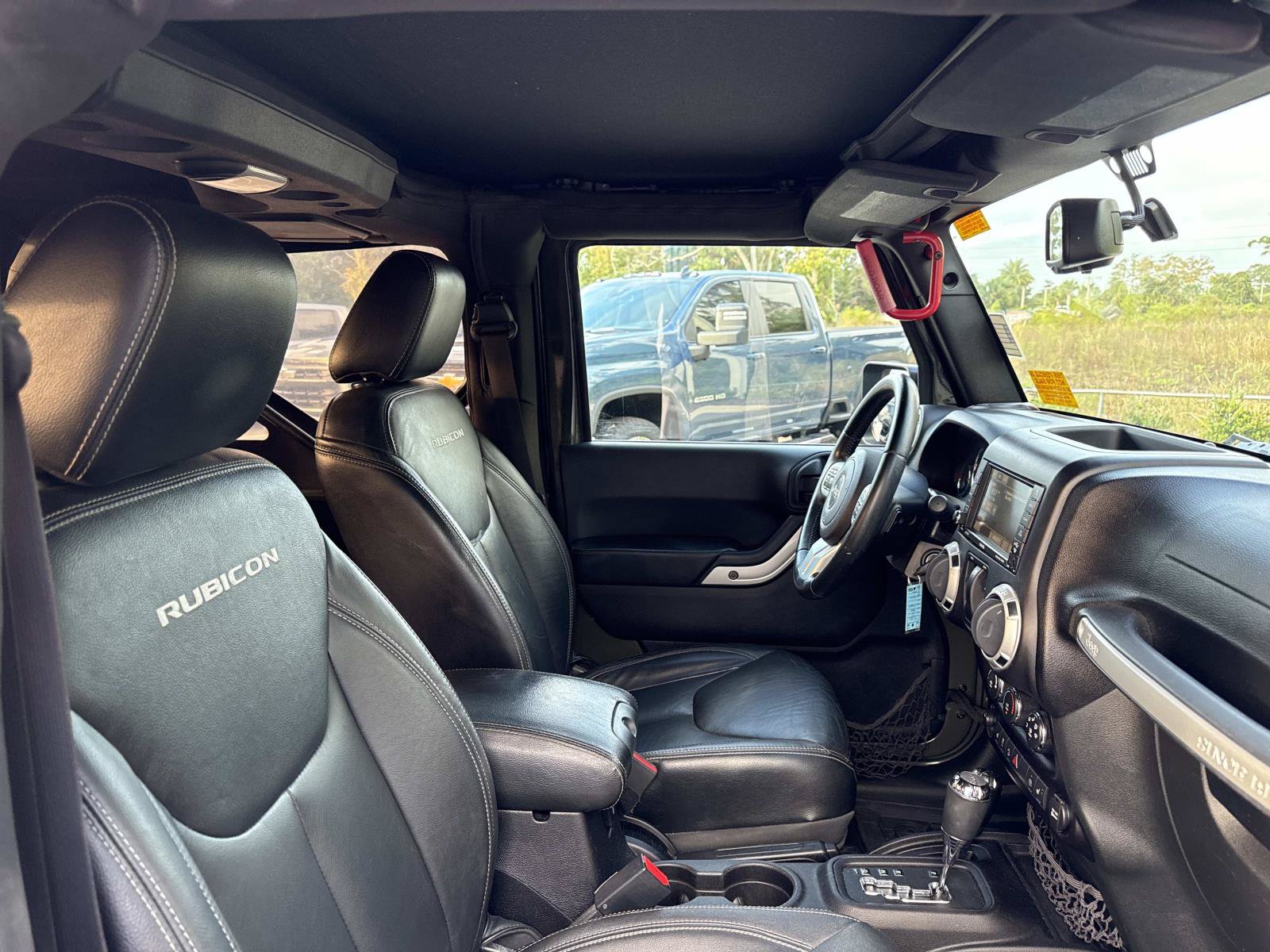 Used 2016 Jeep Wrangler Rubicon AWD/4WD image 11