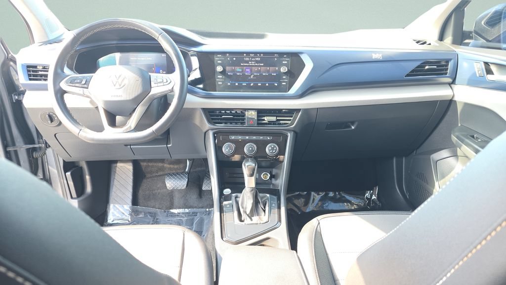 Used 2023 Volkswagen Taos SE FWD image 10