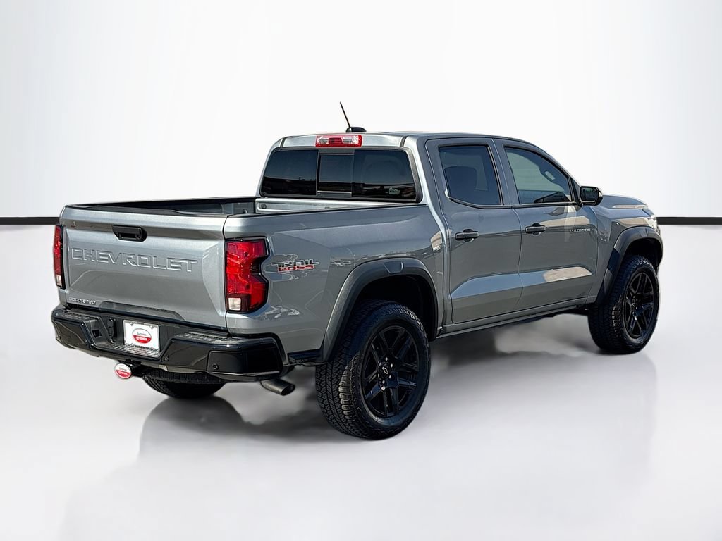 Used 2025 Chevrolet Colorado Trail Boss AWD/4WD image 5