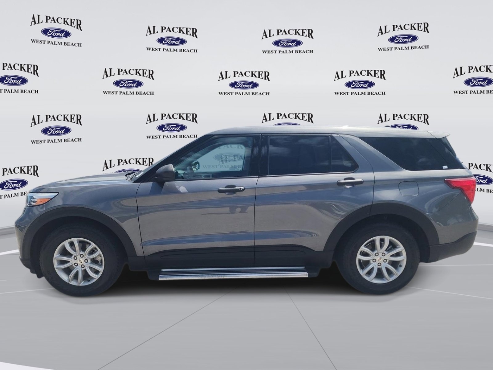 Certified 2021 Ford Explorer 2WD image 2