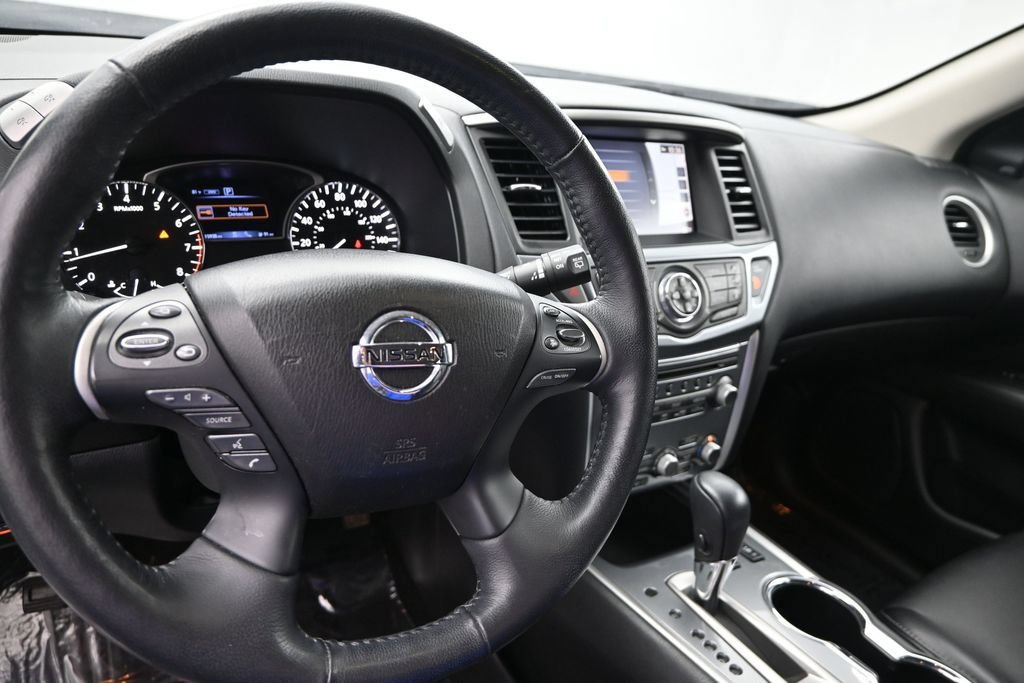 Used 2020 Nissan Pathfinder SL AWD/4WD image 22