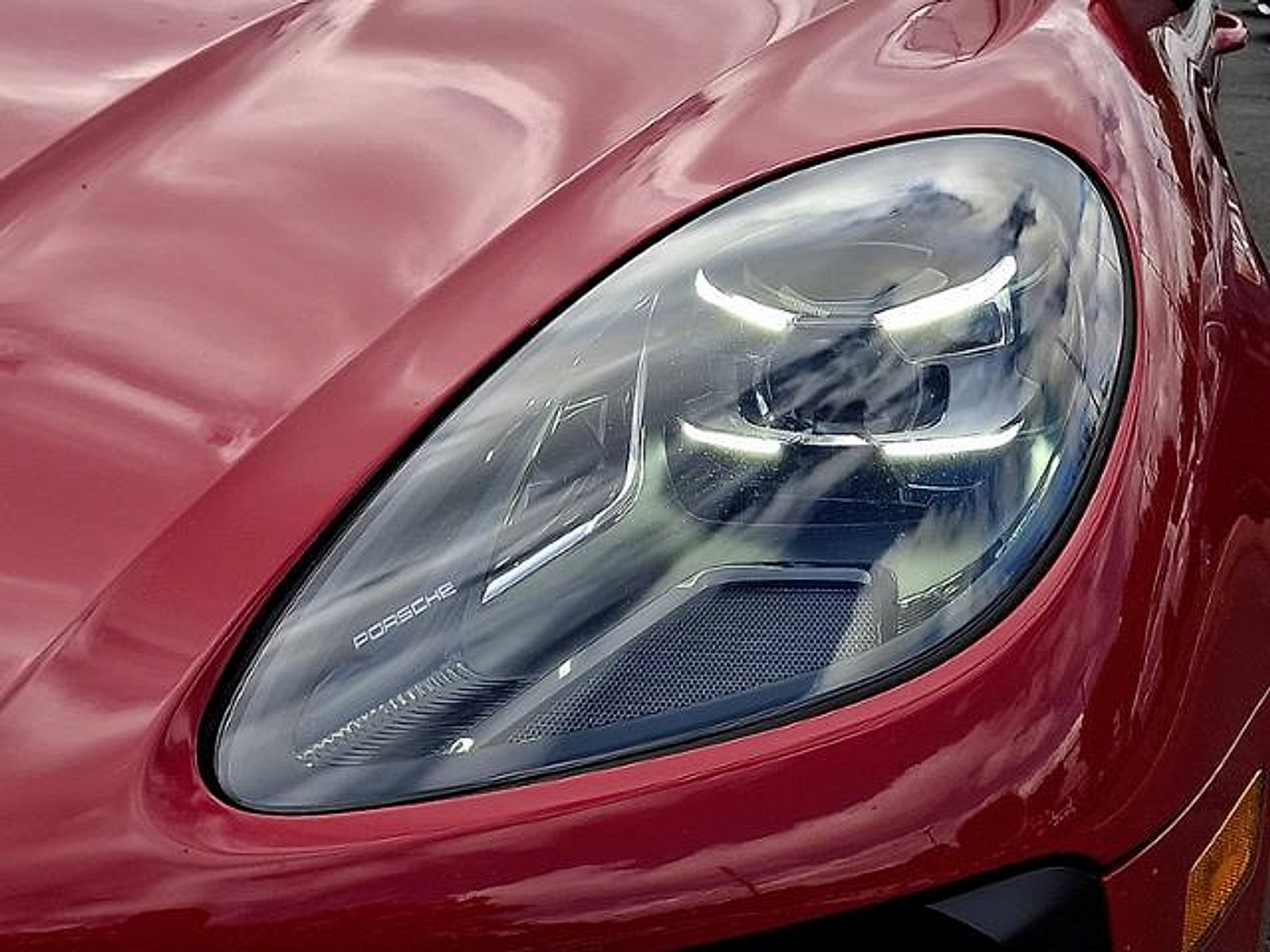 Used 2020 Porsche Macan AWD/4WD image 32