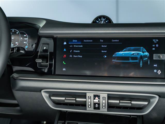 New 2026 Porsche Cayenne Coupe AWD/4WD image 30