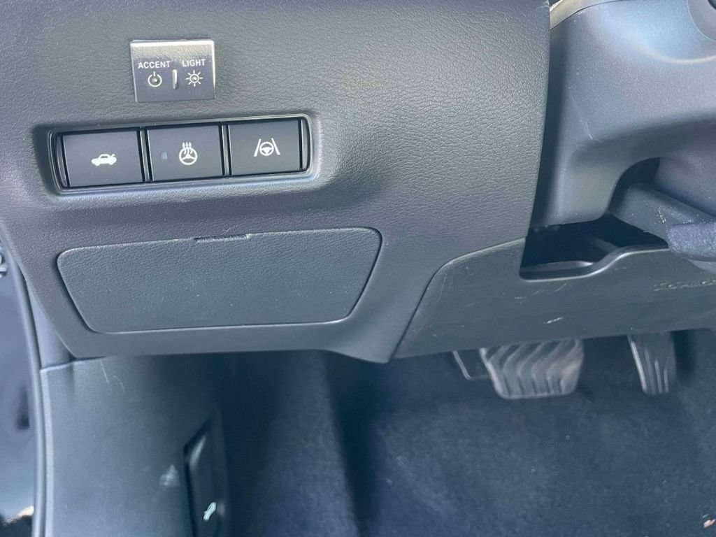 New 2026 Nissan Sentra SL w/ Floor Mat Package FWD image 18