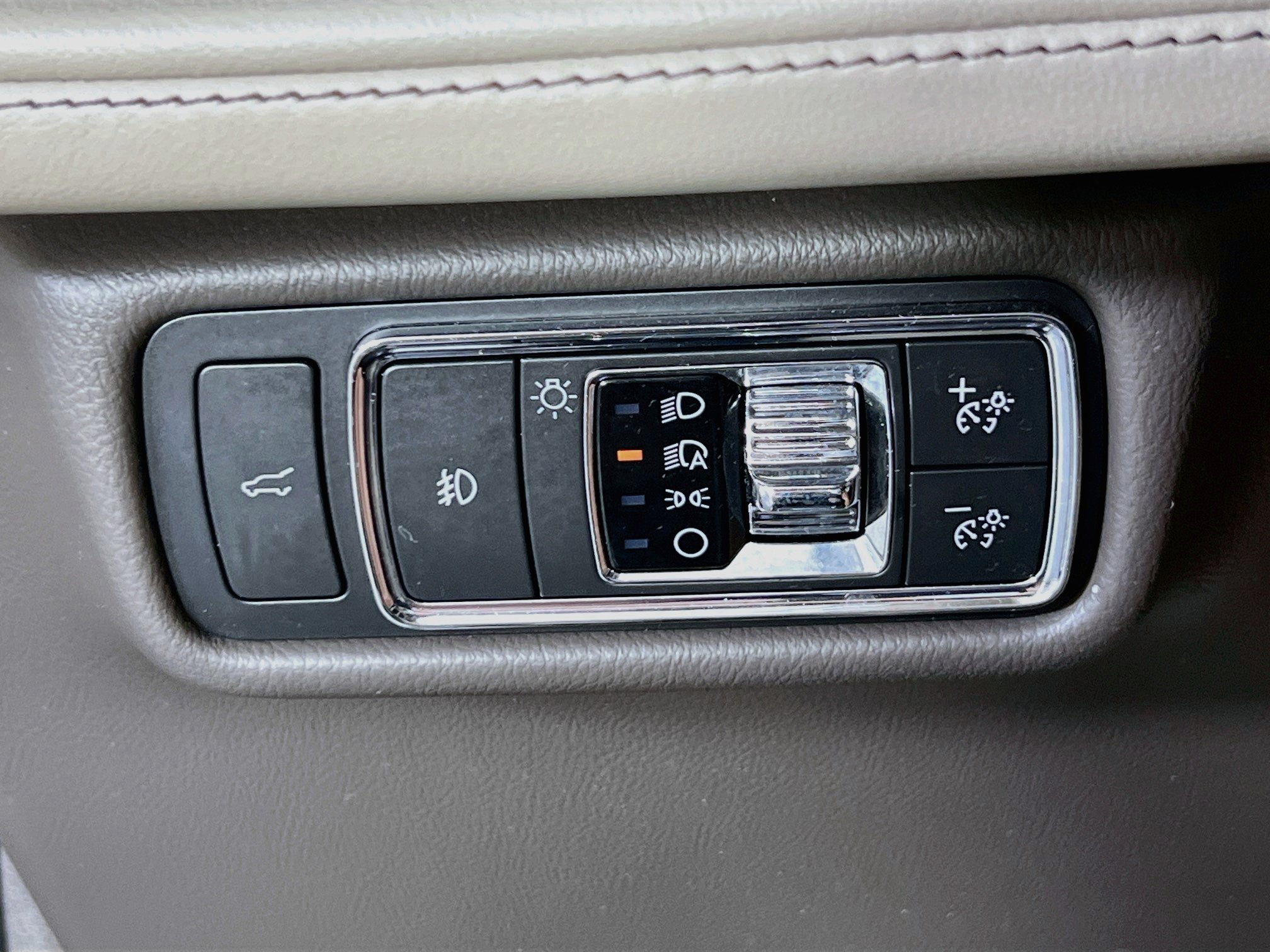 Used 2021 Lincoln Aviator Reserve w/ Equipment Group 201A AWD/4WD image 10