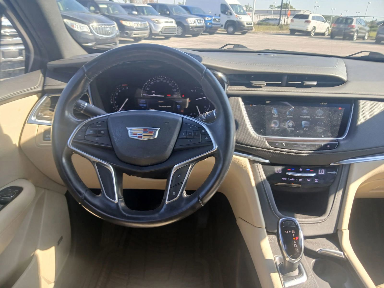 Used 2017 Cadillac XT5 FWD w/ LPO, Wheel Lock Package image 25