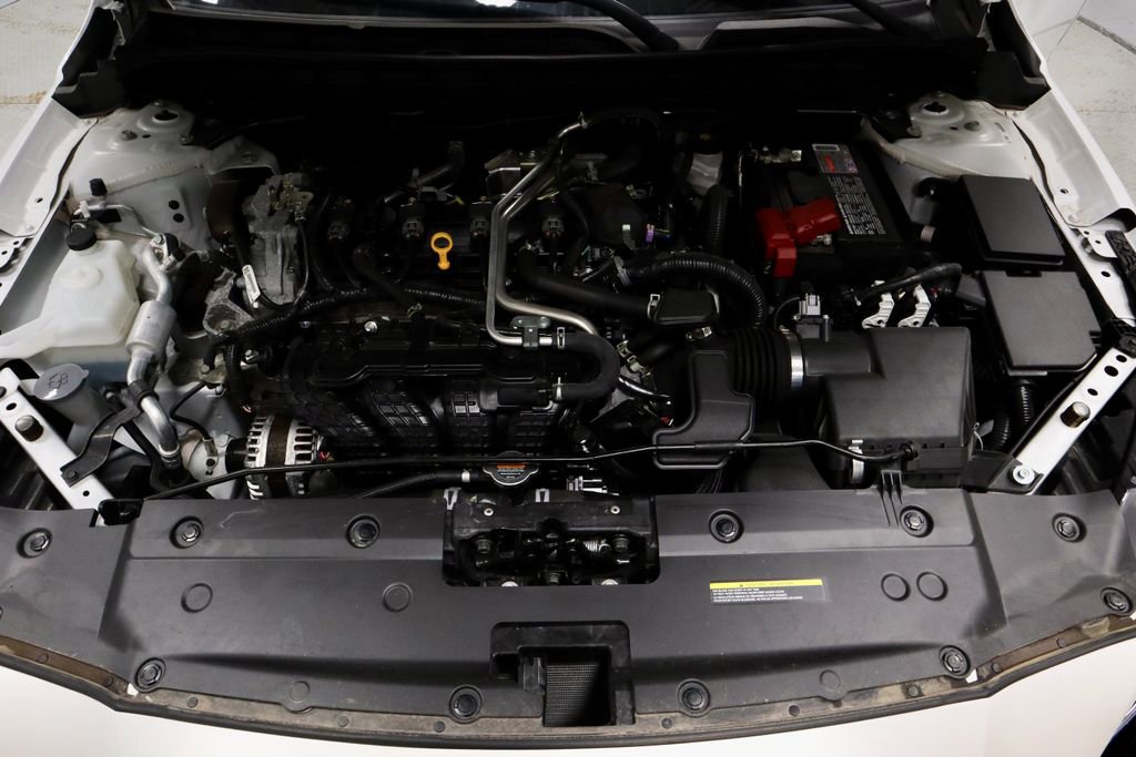 Used 2024 Nissan Altima 2.5 SR AWD/4WD image 17