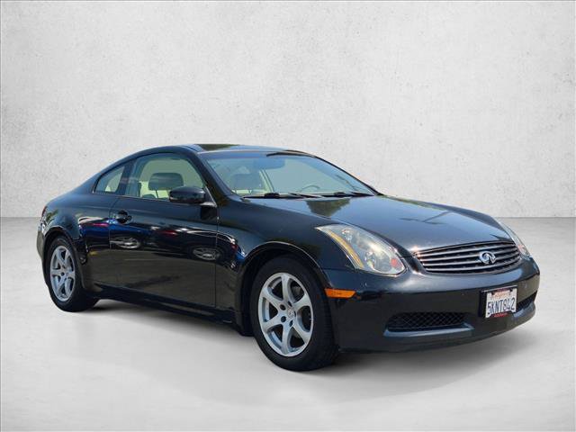 Used 2004 INFINITI G35 Coupe w/ Premium Pkg RWD image 3