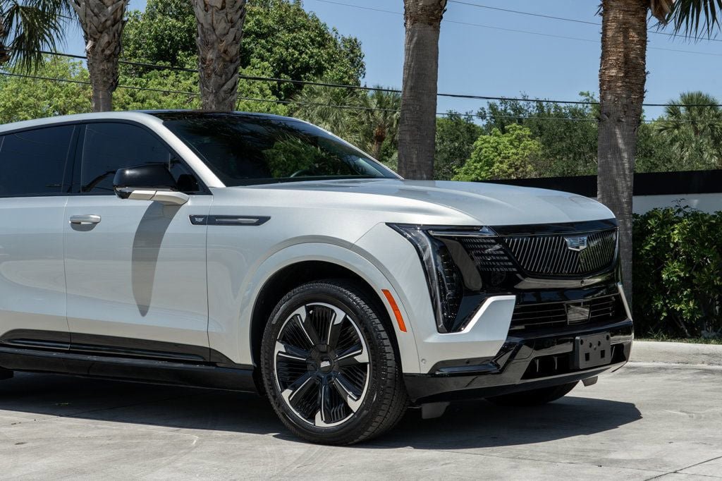 Used 2025 Cadillac Escalade IQ Sport 2 AWD/4WD image 11