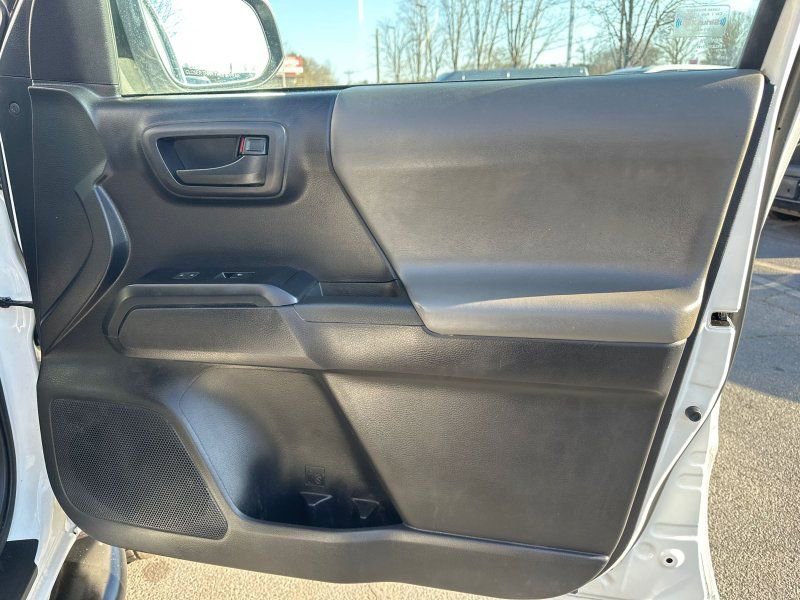 Used 2021 Toyota Tacoma SR image 13