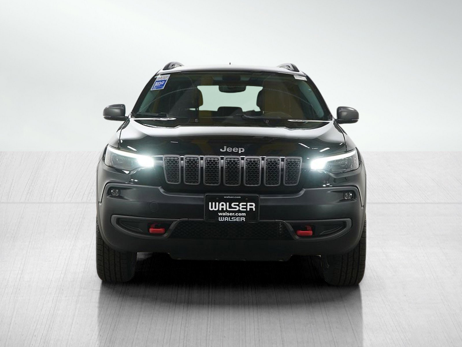 Used 2019 Jeep Cherokee Trailhawk w/ Cold Weather Group image 8
