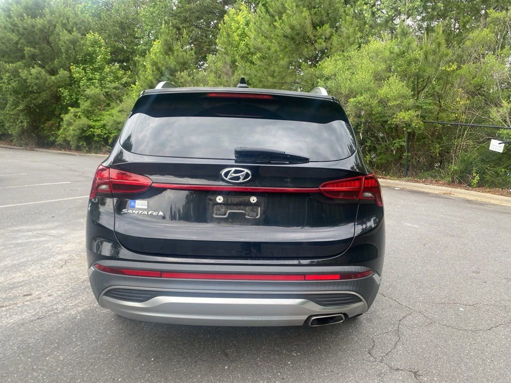Used 2021 Hyundai Santa Fe SEL FWD image 4