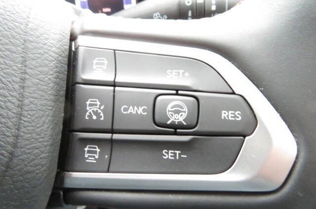 Used 2022 Jeep Compass Limited w/ (RED) Package AWD/4WD image 29