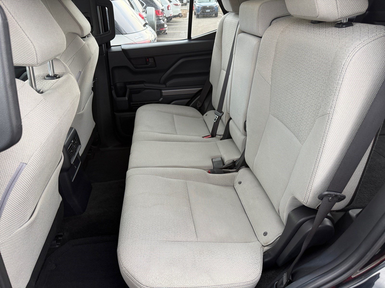 Used 2025 Toyota 4Runner SR5 AWD/4WD image 17