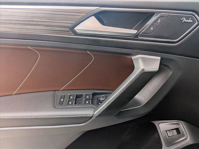 Used 2022 Volkswagen Tiguan SEL R-Line image 15