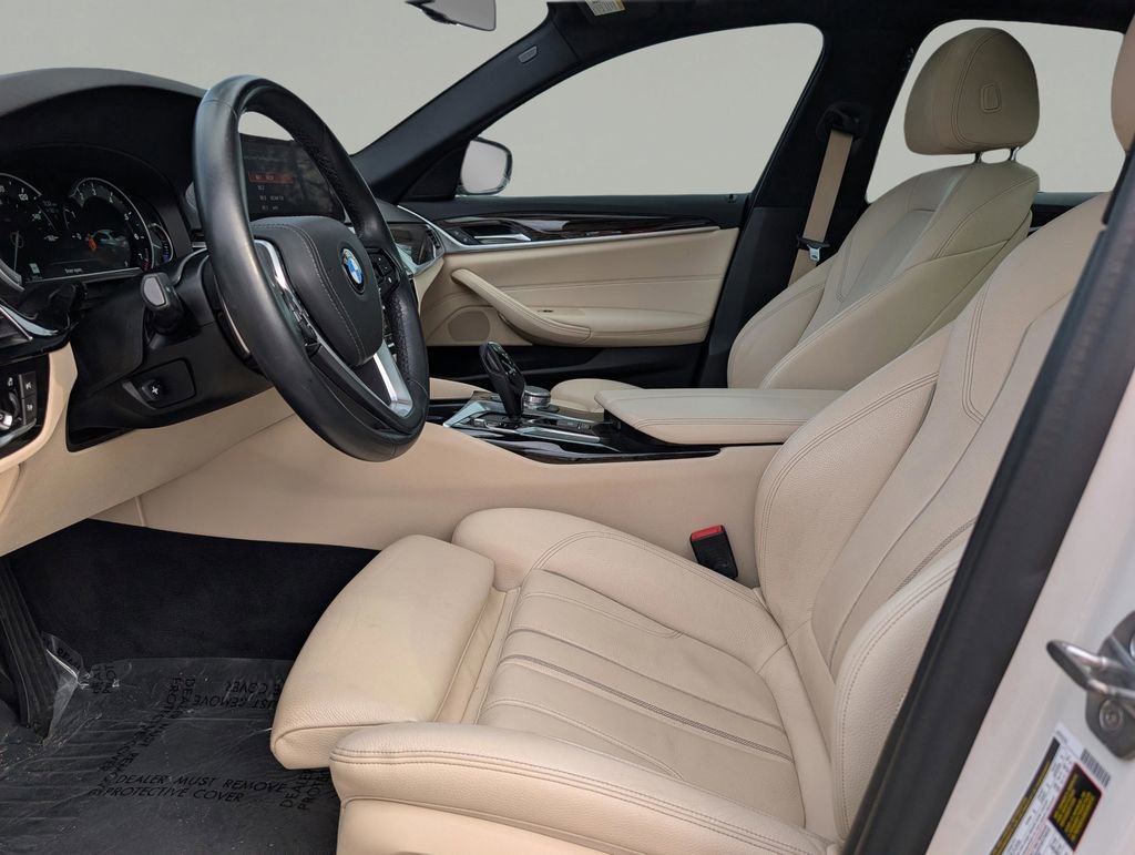 Used 2019 BMW 530i xDrive w/ Convenience Package image 16