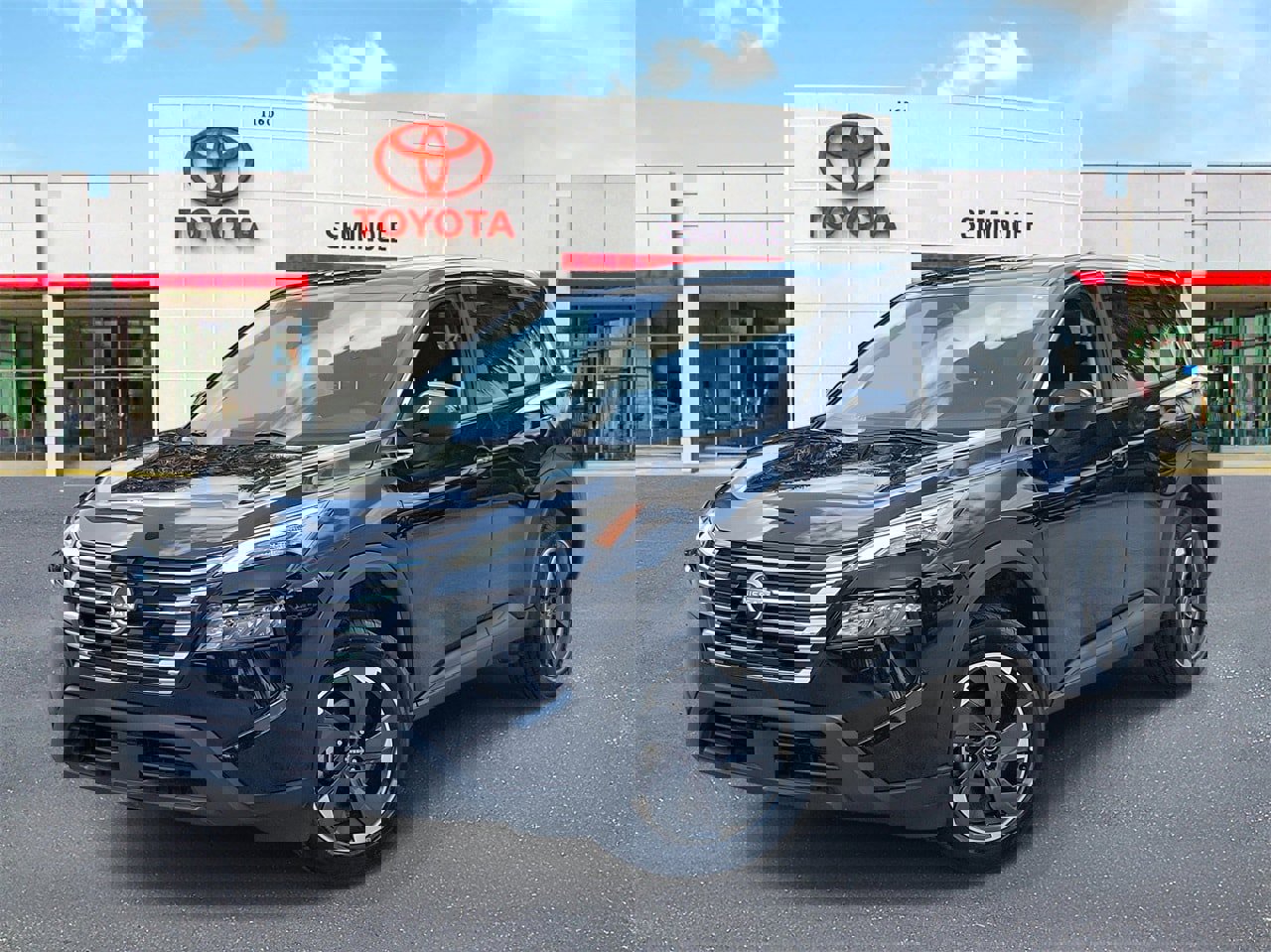 Used 2024 Nissan Rogue SV