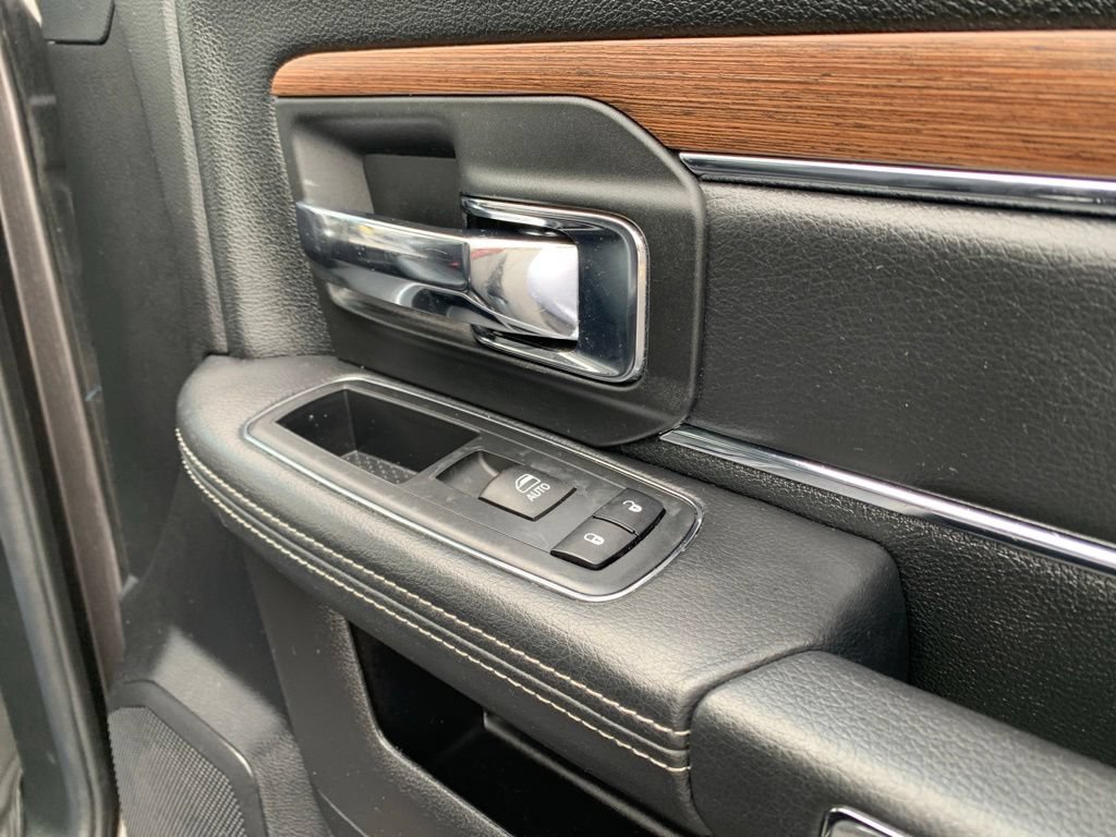 Used 2017 RAM 2500 Laramie w/ Sport Appearance Group AWD/4WD image 39