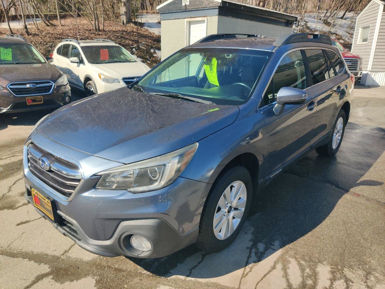 Used 2018 Subaru Outback 2.5i Premium AWD/4WD image 2