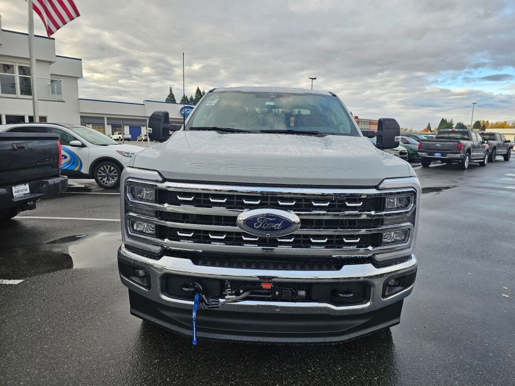 New 2026 Ford F350 Lariat w/ FX4 Off-Road Package image 3