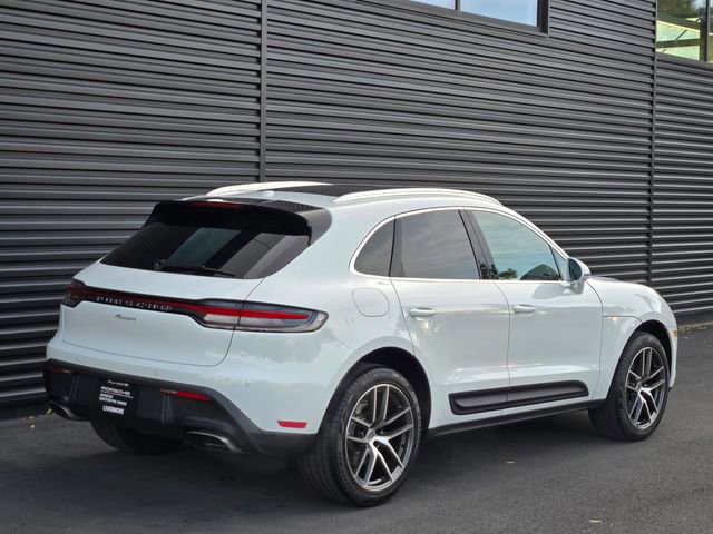 Used 2025 Porsche Macan image 7