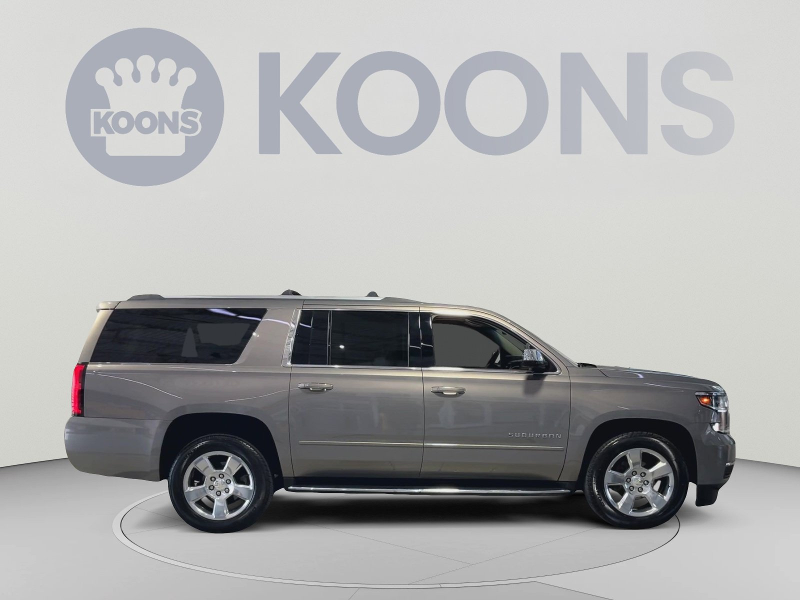 Used 2017 Chevrolet Suburban Premier AWD/4WD image 12