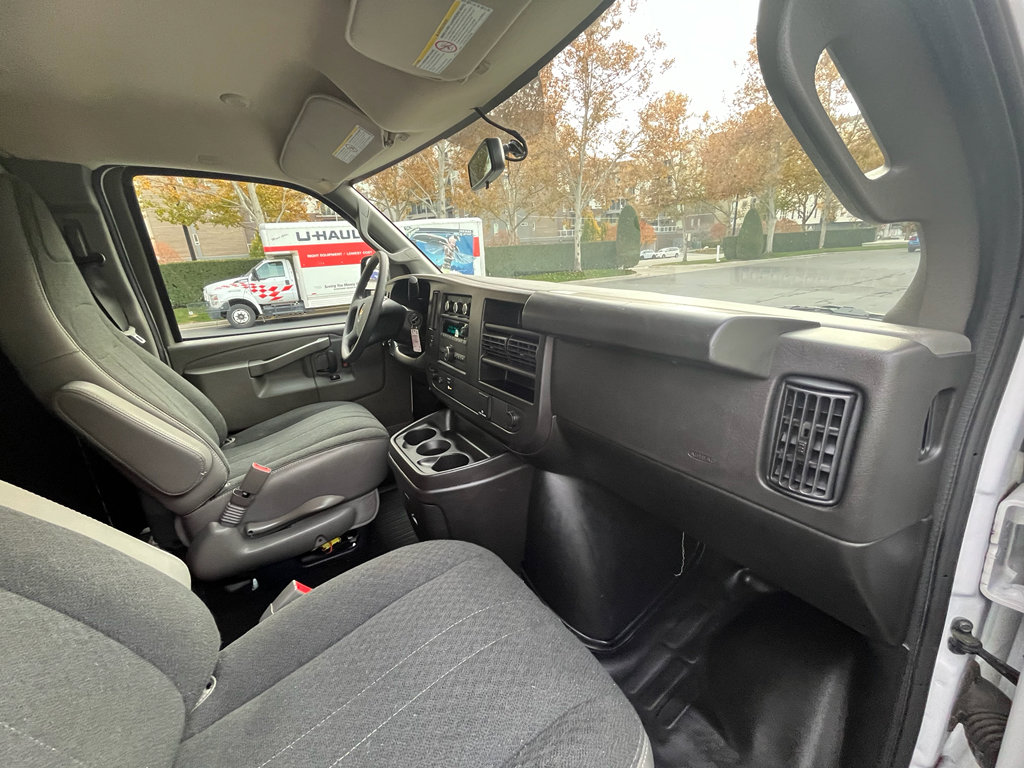Used 2024 Chevrolet Express 2500 w/ Driver Convenience Package image 22