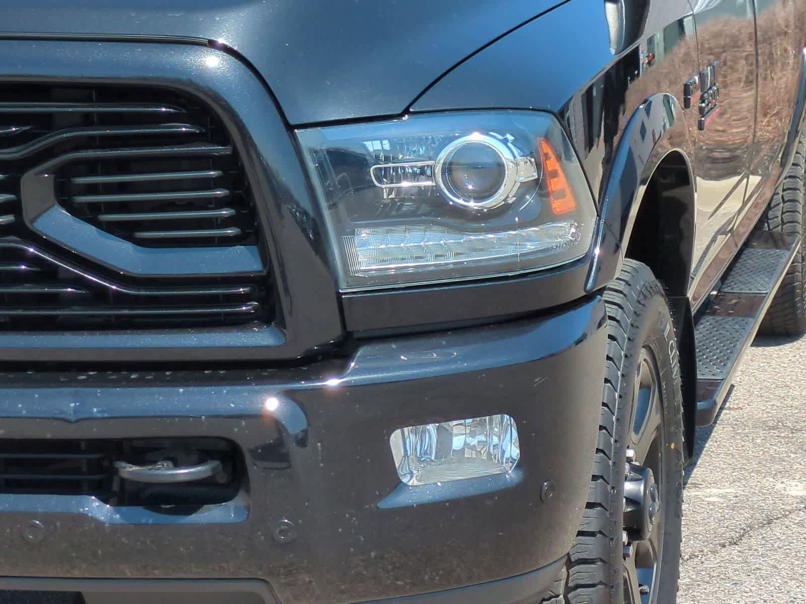 Used 2018 RAM 2500 Laramie w/ Sport Appearance Group AWD/4WD image 10