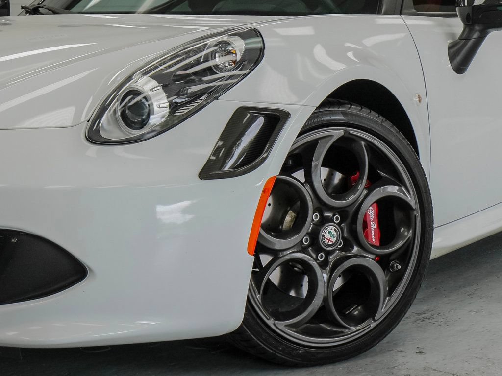 Used 2018 Alfa Romeo 4C Coupe w/ Coupe Track Package 1 RWD image 22