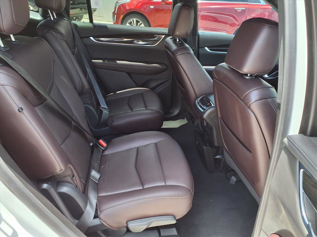 Used 2021 Cadillac XT6 Premium Luxury FWD image 13