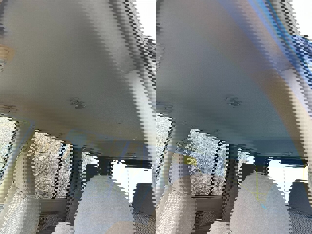 Used 2004 Nissan Pathfinder SE image 15