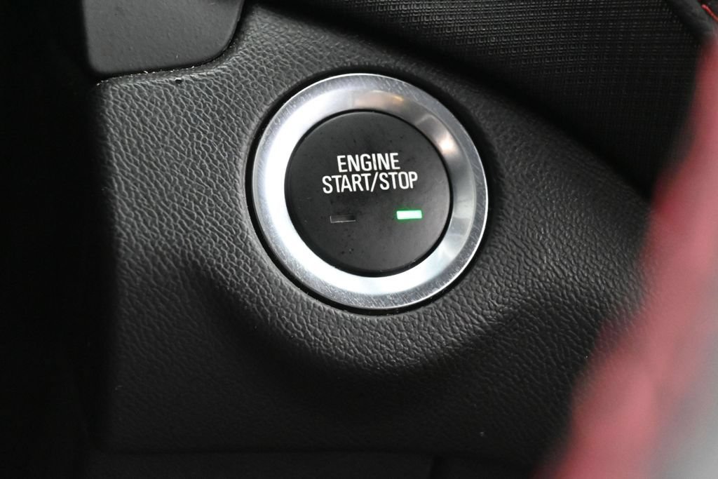 Used 2023 Chevrolet Equinox RS FWD image 26
