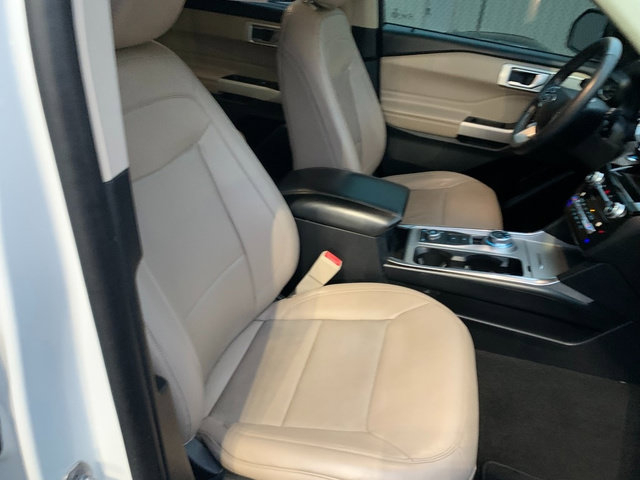 Used 2021 Ford Explorer Limited AWD/4WD image 10