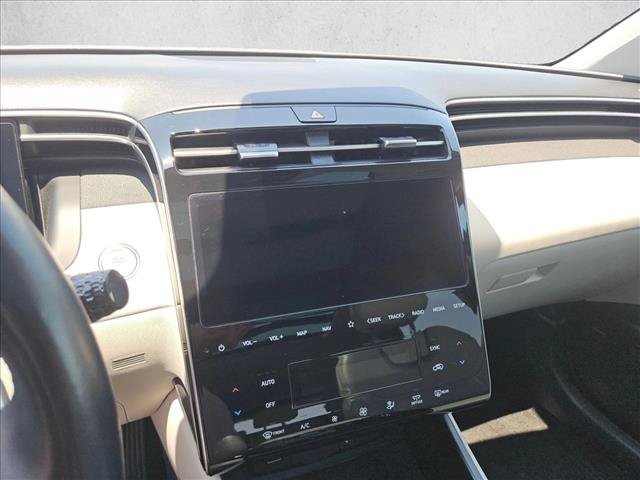 Used 2023 Hyundai Tucson Limited AWD/4WD image 18