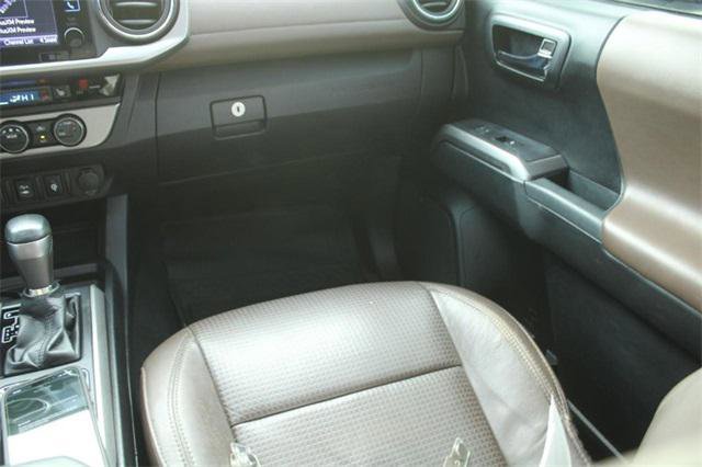 Certified 2017 Toyota Tacoma Limited image 14