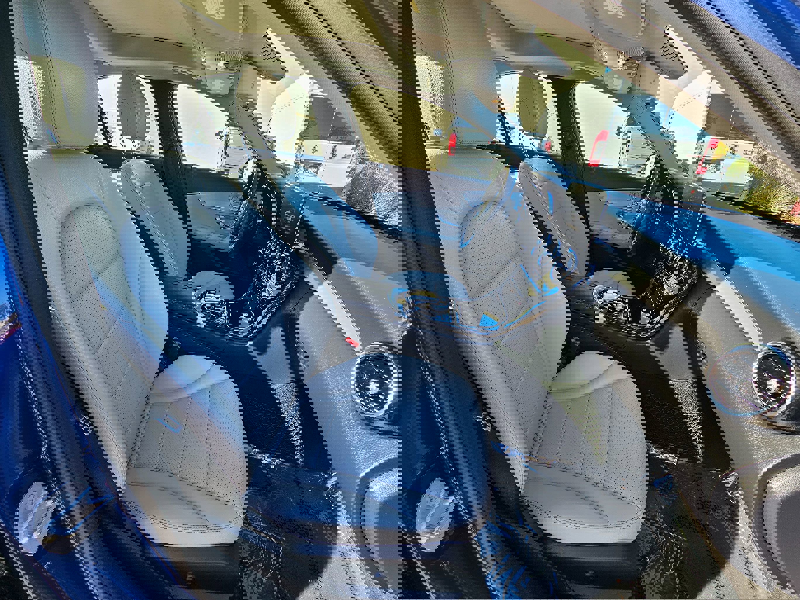 Used 2018 Mercedes-Benz C 350e Sedan image 31